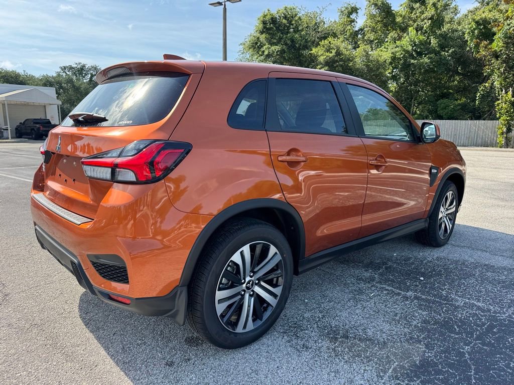Used 2025 Mitsubishi Outlander Sport SE image 9