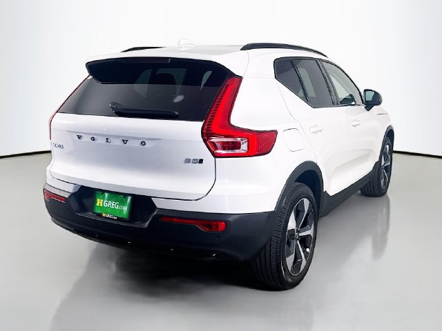 Used 2026 Volvo XC40 B5 Plus AWD/4WD image 10