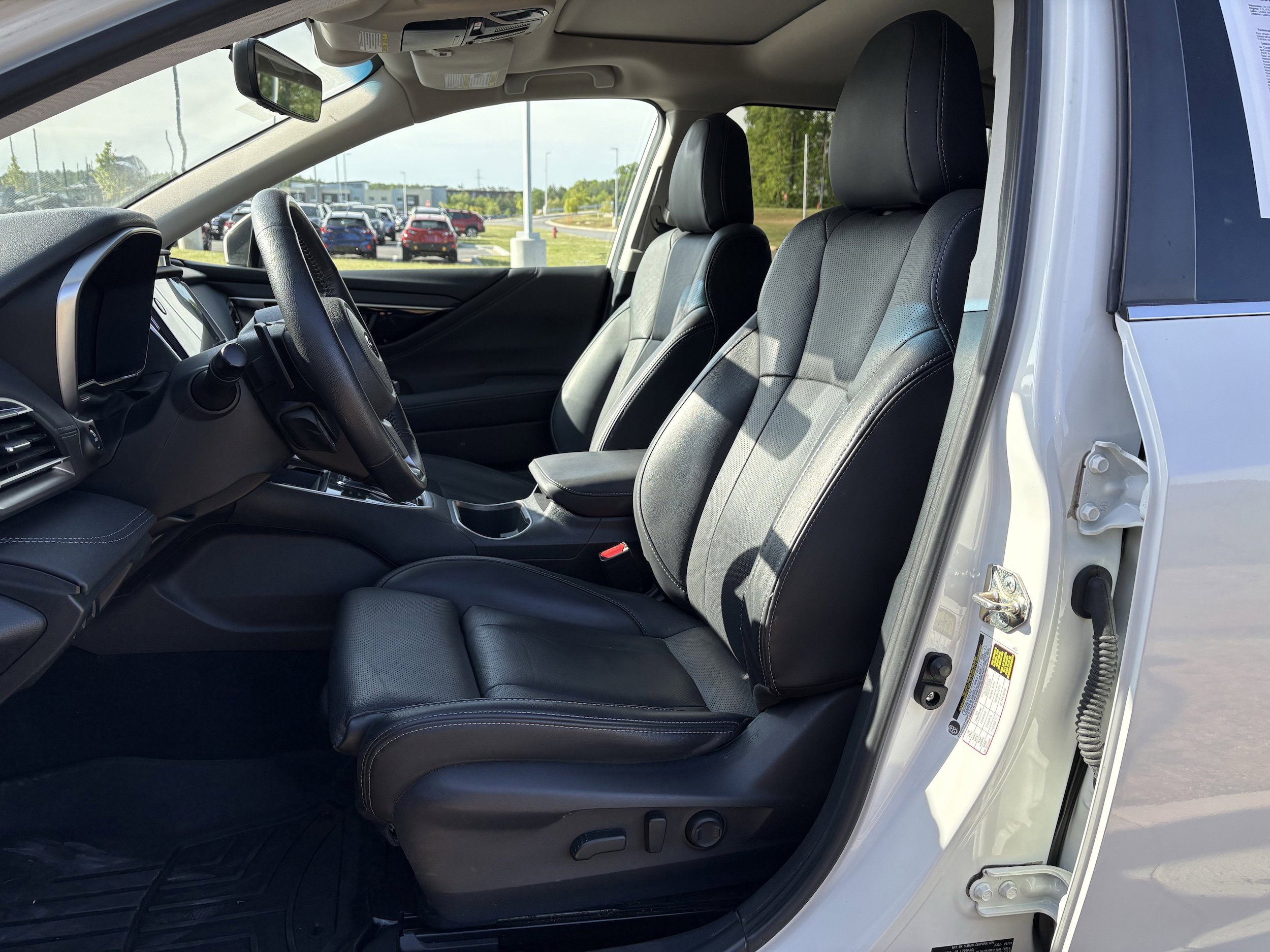 Used 2020 Subaru Outback Limited AWD/4WD image 27