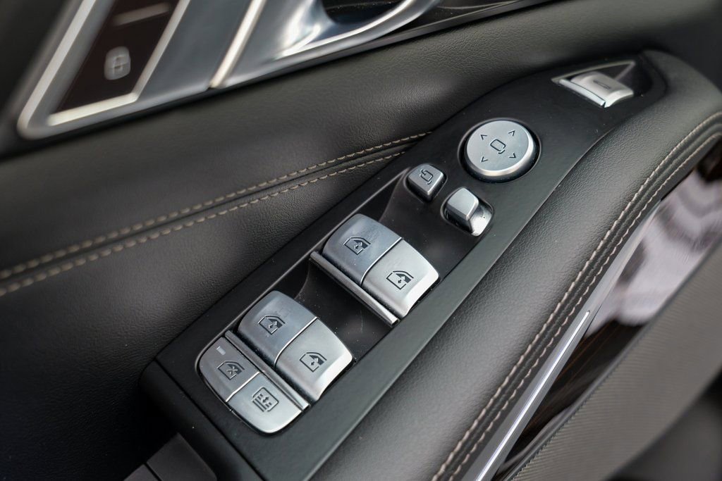 Used 2024 BMW X7 xDrive40i image 18