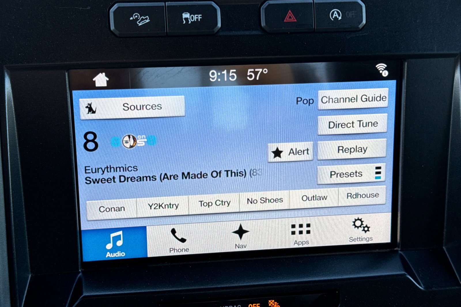 Used 2017 Ford F150 XLT w/ Equipment Group 302A Luxury image 16