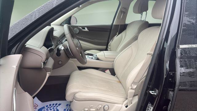 Used 2023 Genesis GV80 2.5T w/ Prestige Package AWD/4WD image 11