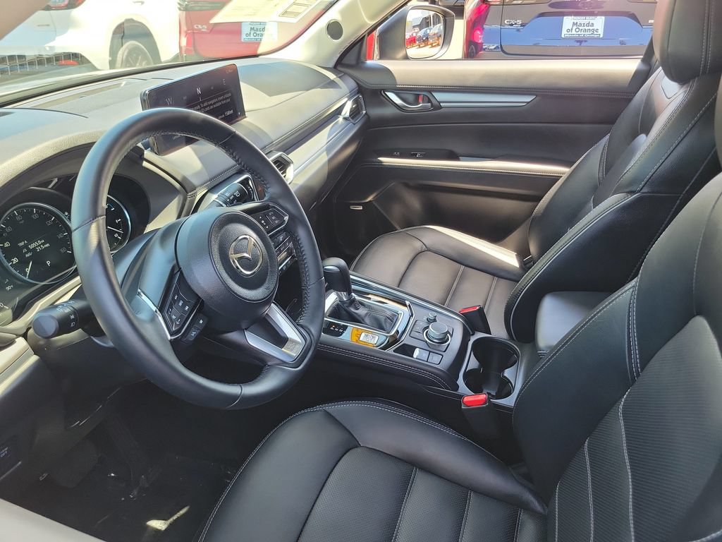 Certified 2025 MAZDA CX-5 AWD 2.5 S w/ Premium Plus Pkg image 3