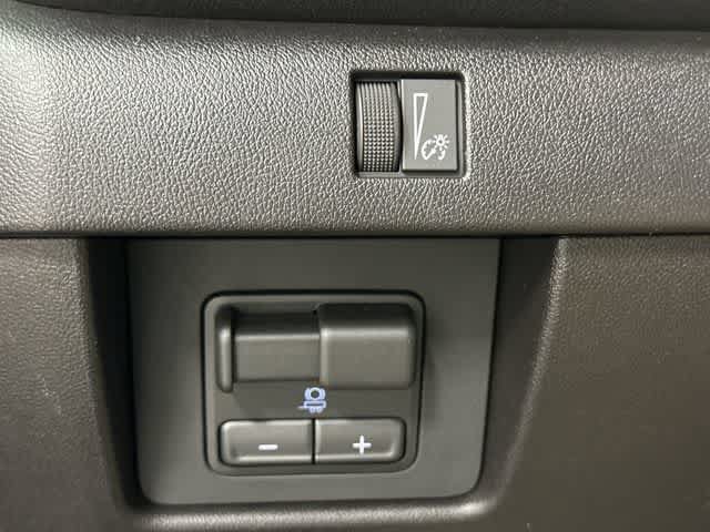 Used 2026 Chevrolet Colorado Trail Boss AWD/4WD image 19
