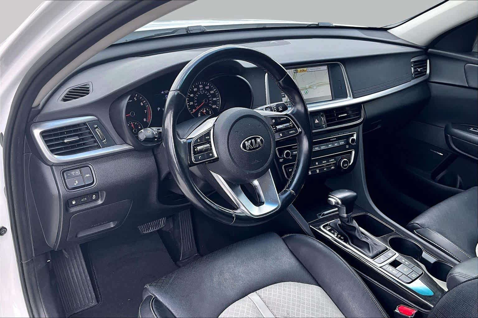 Used 2019 Kia Optima EX w/ EX Premium Package FWD image 17