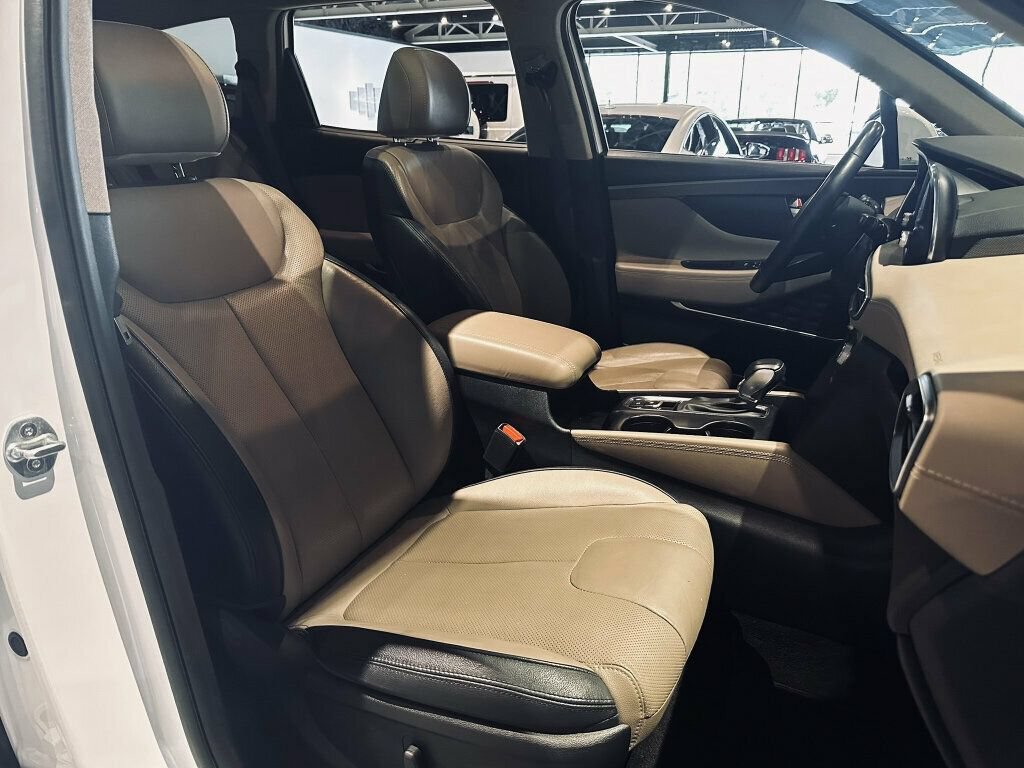 Used 2020 Hyundai Santa Fe SEL w/ Convenience + Premium Package AWD/4WD image 26