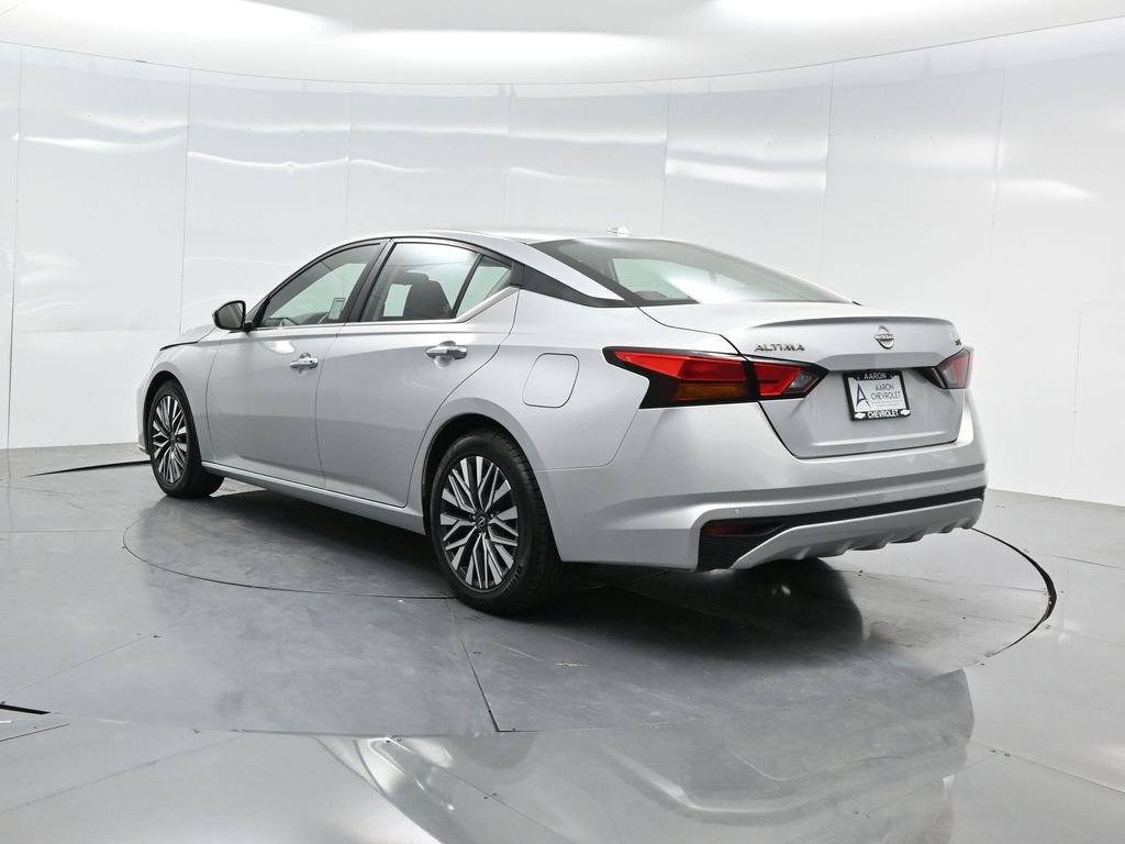 Used 2023 Nissan Altima 2.5 SV image 5