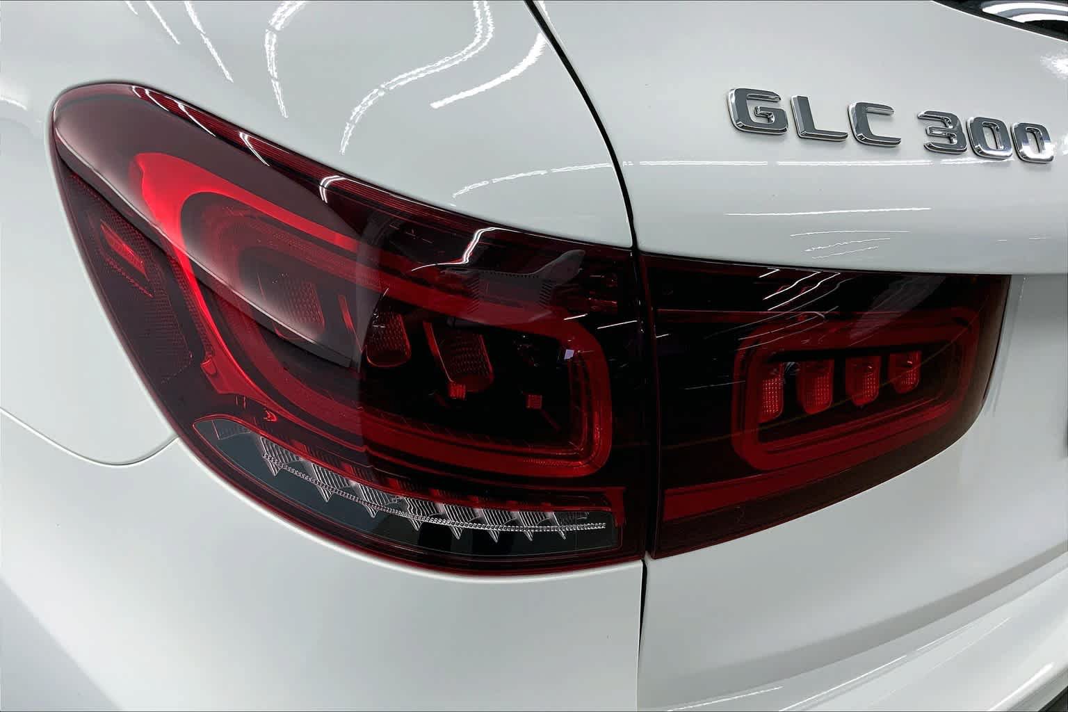 Certified 2022 Mercedes-Benz GLC 300 image 24