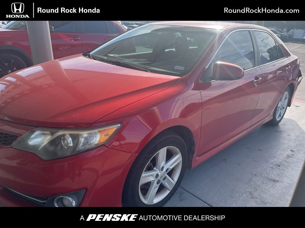 Used 2014 Toyota Camry SE