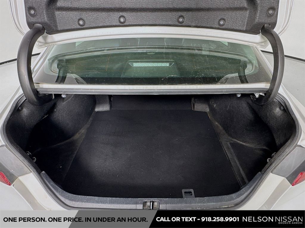 Used 2023 Toyota Camry XSE w/ Cold Weather Package FWD image 26