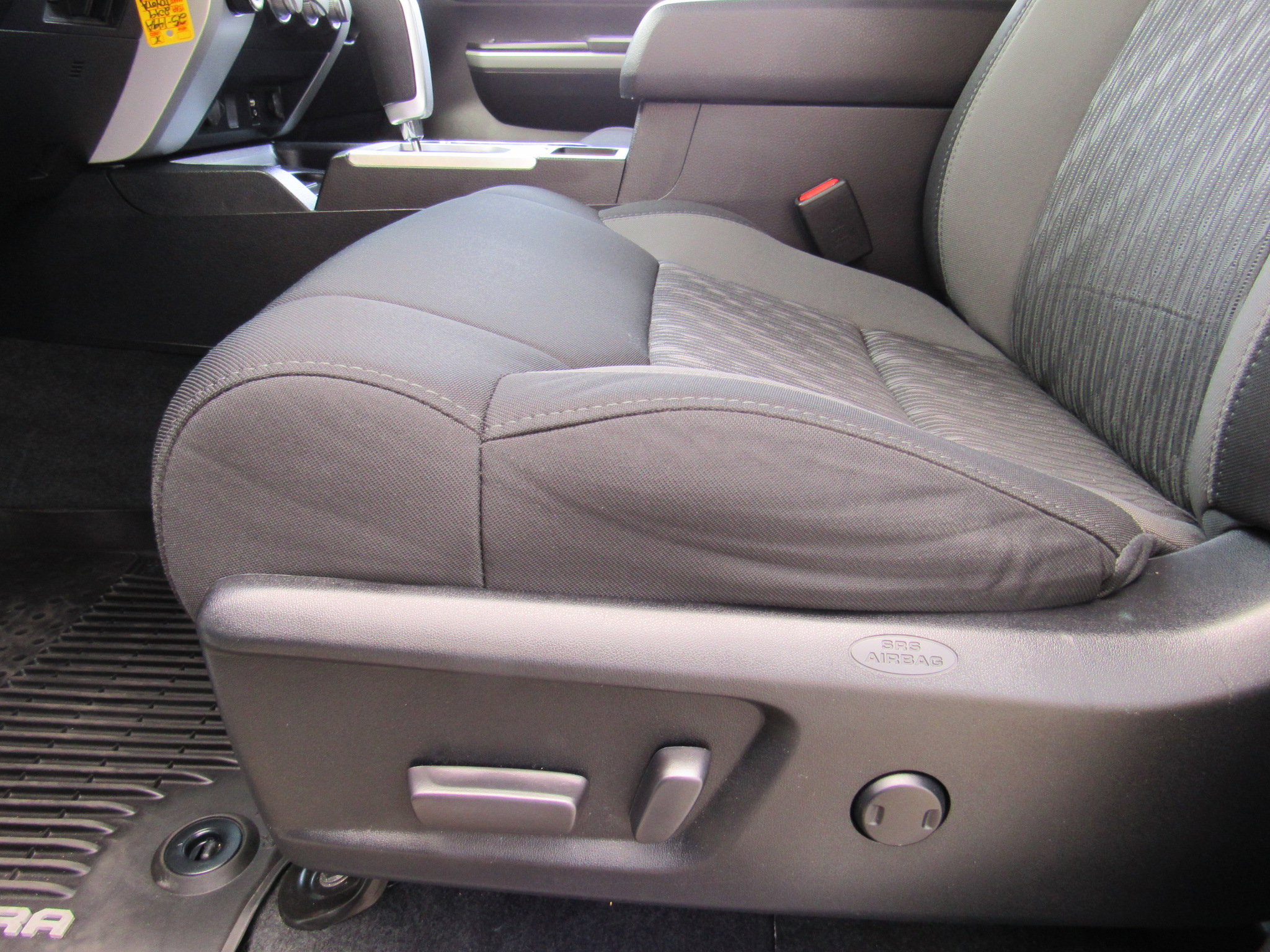 Used 2019 Toyota Tundra SR5 w/ TRD Off Road Package image 15