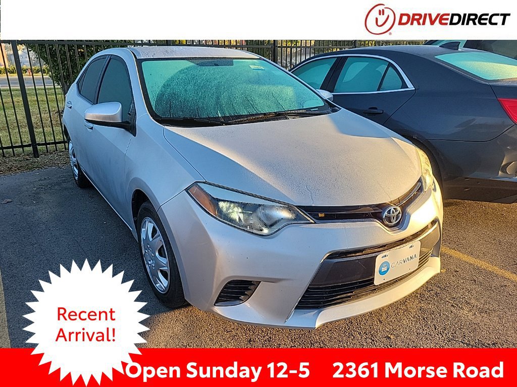 Used 2015 Toyota Corolla LE FWD image 1