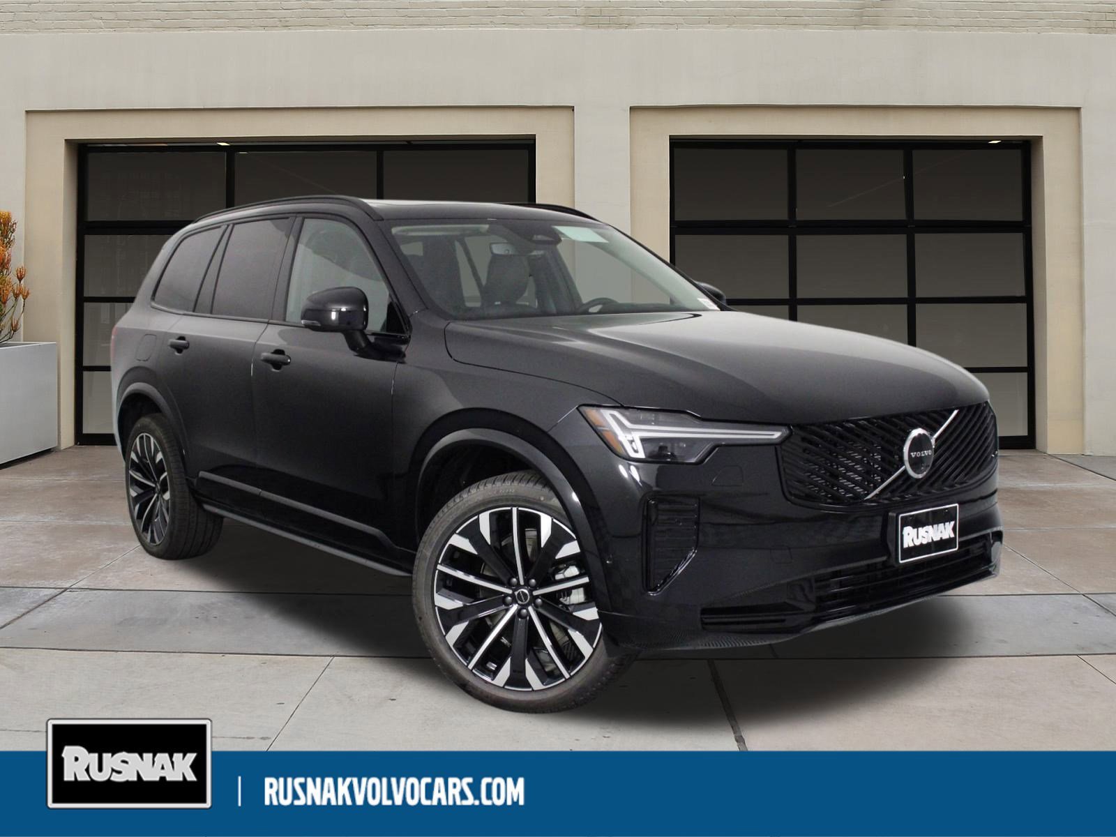 New 2026 Volvo XC90 B6 Ultra image 1