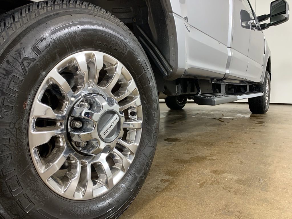 Used 2021 Ford F250 Lariat w/ Chrome Package image 9