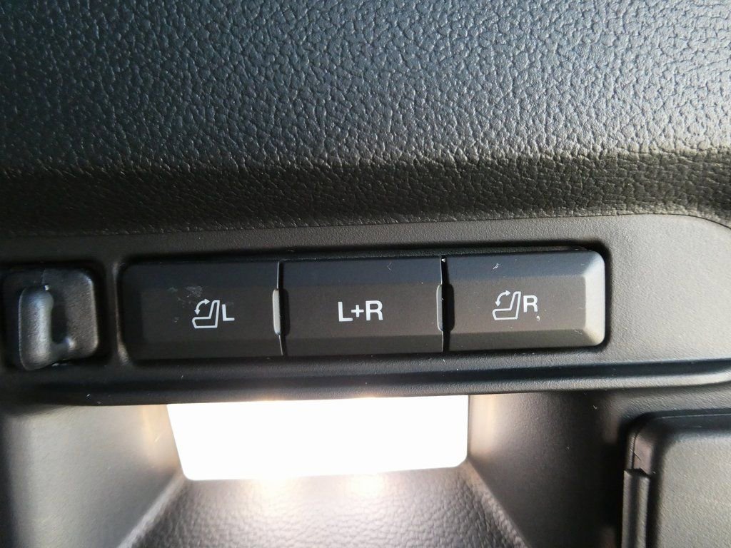 Certified 2021 Ford Explorer Limited w/ Hybrid Equipment Group 310A image 18