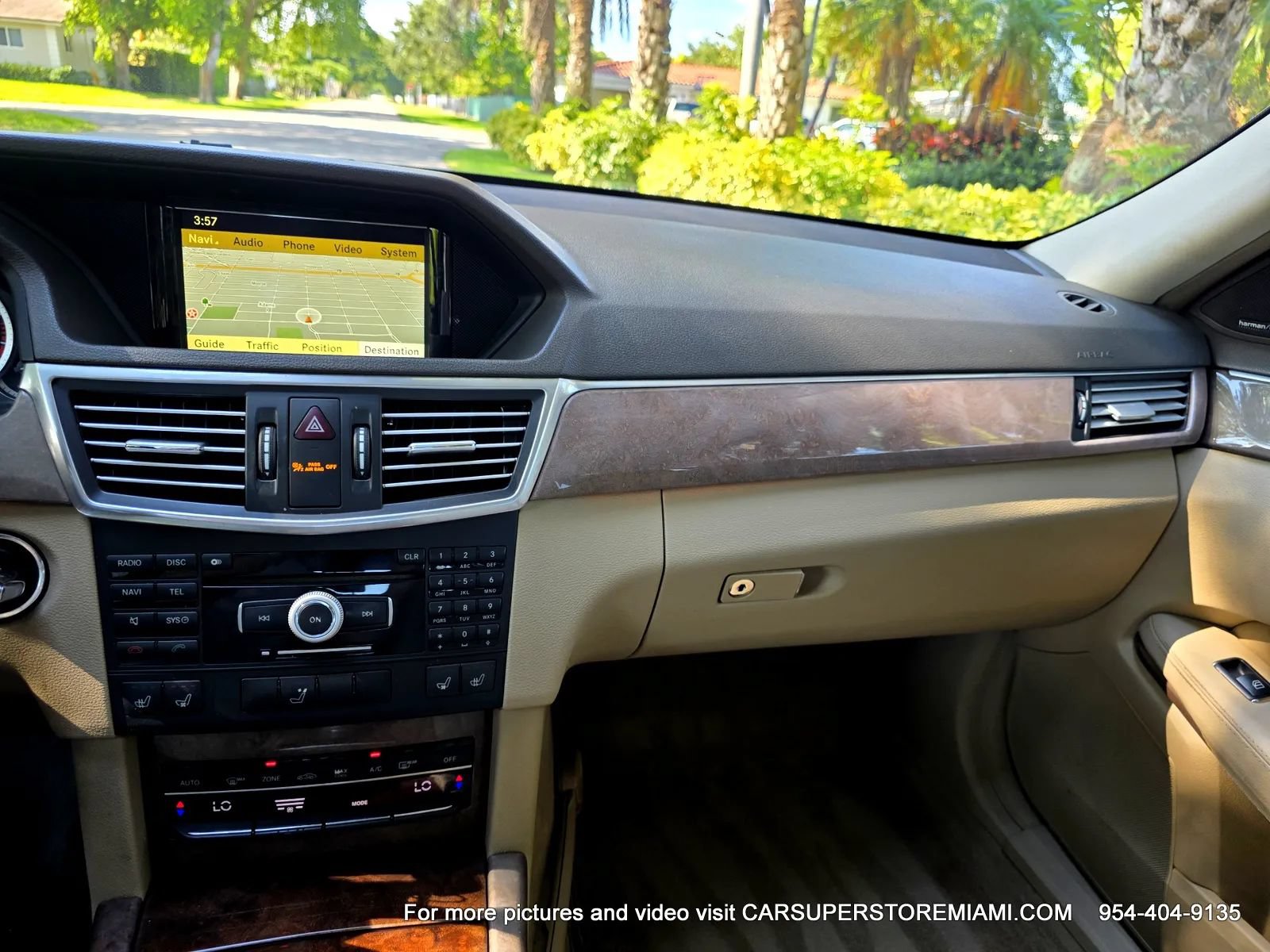 Used 2011 Mercedes-Benz E 350 4MATIC Wagon image 38