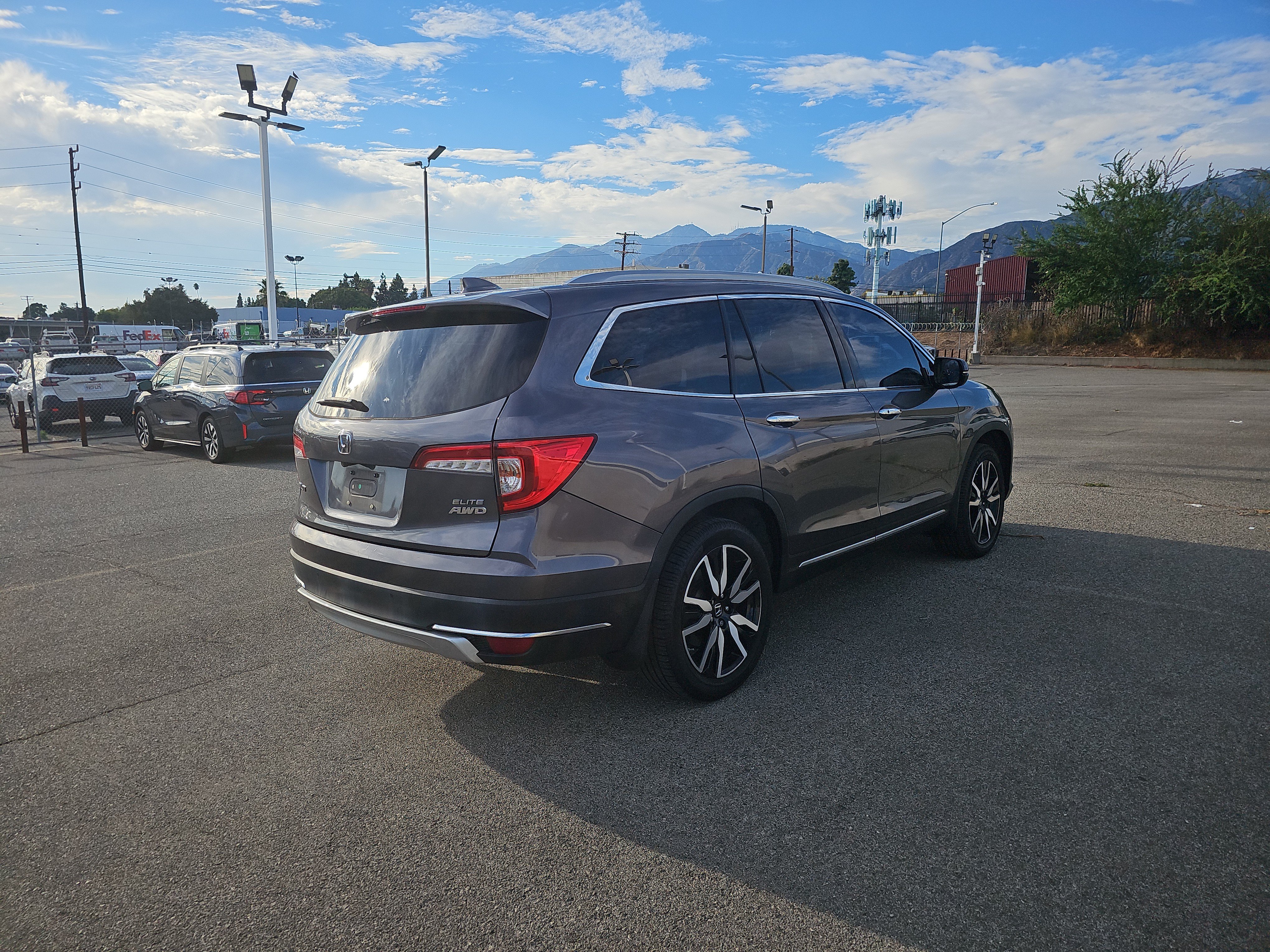 Used 2019 Honda Pilot Elite image 4