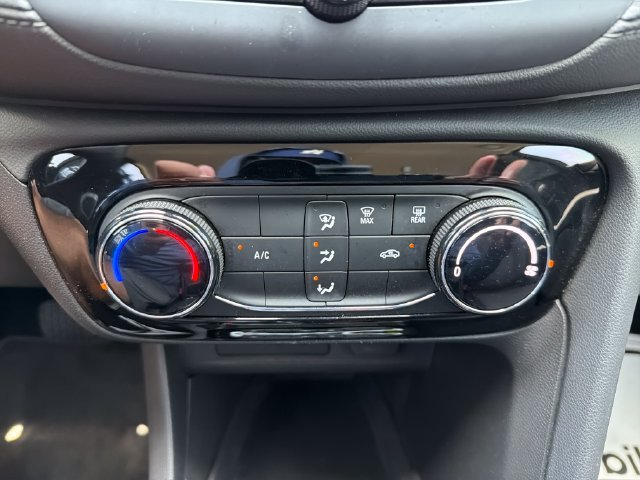 Used 2023 Buick Encore GX Preferred FWD image 14