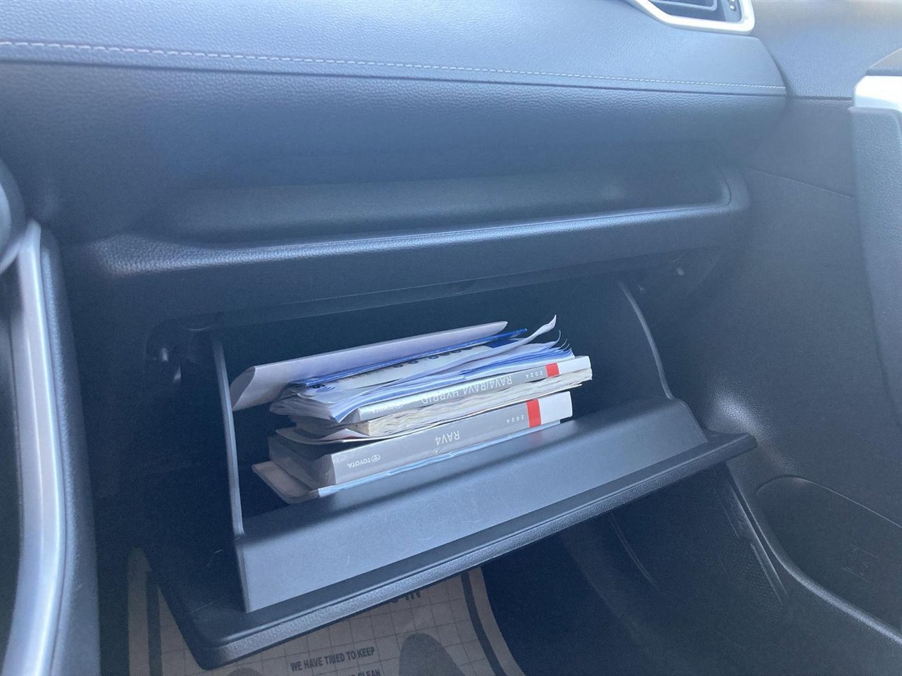 Used 2024 Toyota RAV4 LE image 26