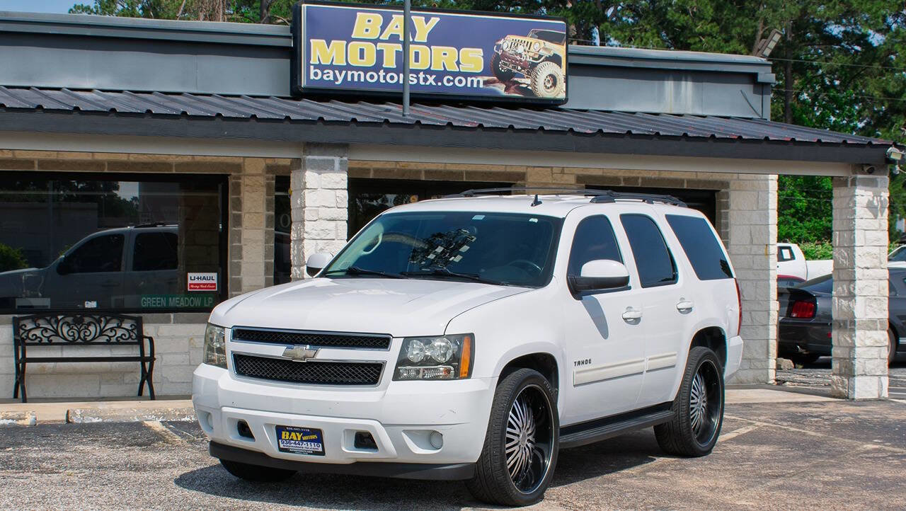 Used 2011 Chevrolet Tahoe LS RWD image 1