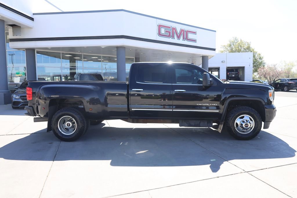 Used 2015 GMC Sierra 3500 Denali w/ Duramax Plus Package image 7