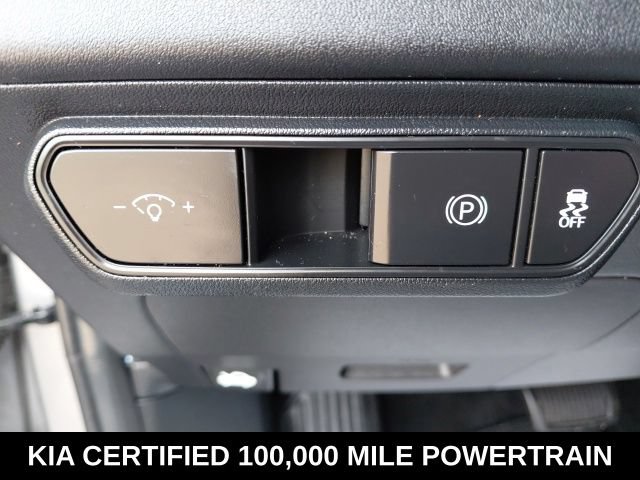 Certified 2025 Kia K4 EX FWD image 17