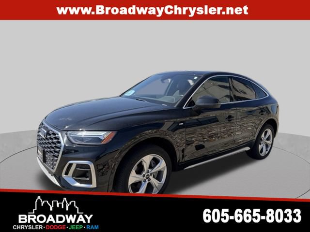 Used 2023 Audi Q5 2.0T Premium Plus w/ Premium Plus Package AWD/4WD image 3
