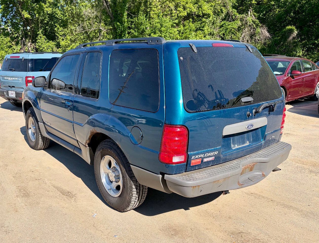 Used 2001 Ford Explorer Sport AWD/4WD image 2