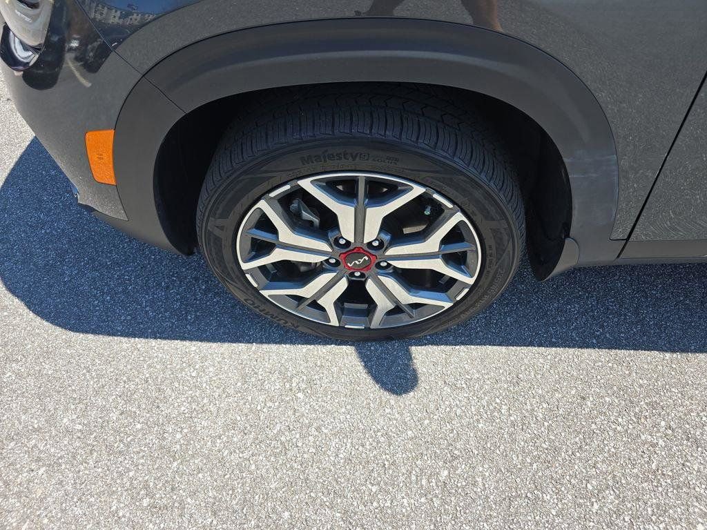 Used 2023 Kia Seltos SX image 11