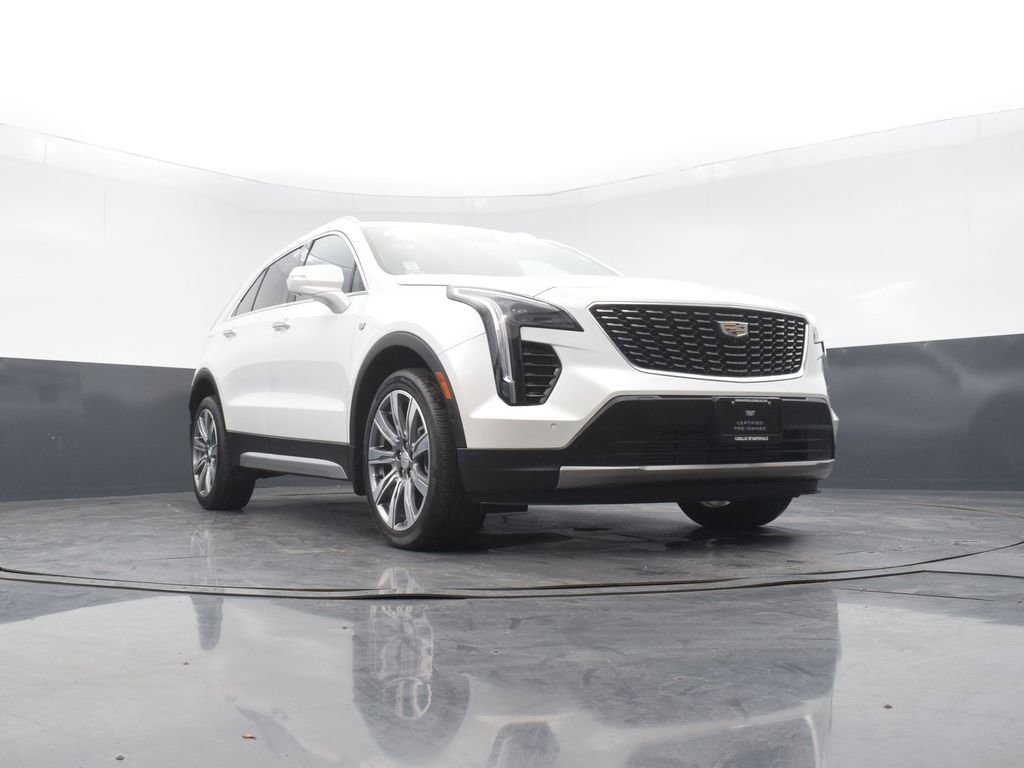 Certified 2023 Cadillac XT4 Premium Luxury w/ Technology Package AWD/4WD image 47