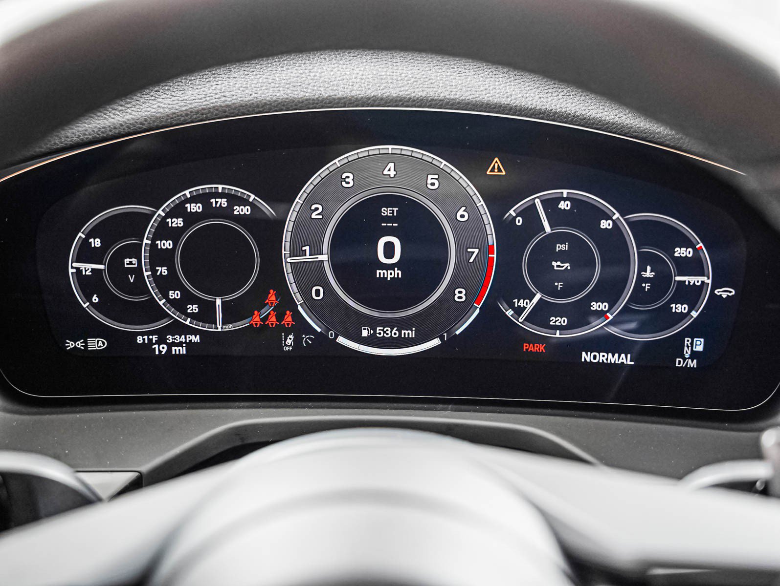 Certified 2024 Porsche Panamera RWD image 18