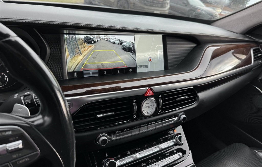 Used 2018 Genesis G90 3.3T Premium image 24
