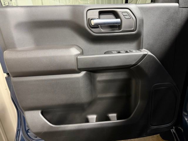 Used 2023 Chevrolet Silverado 1500 Custom image 14