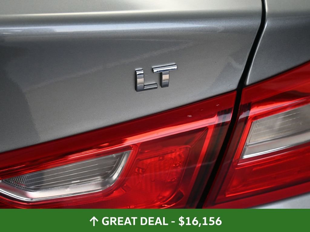 Used 2023 Chevrolet Malibu LT image 22