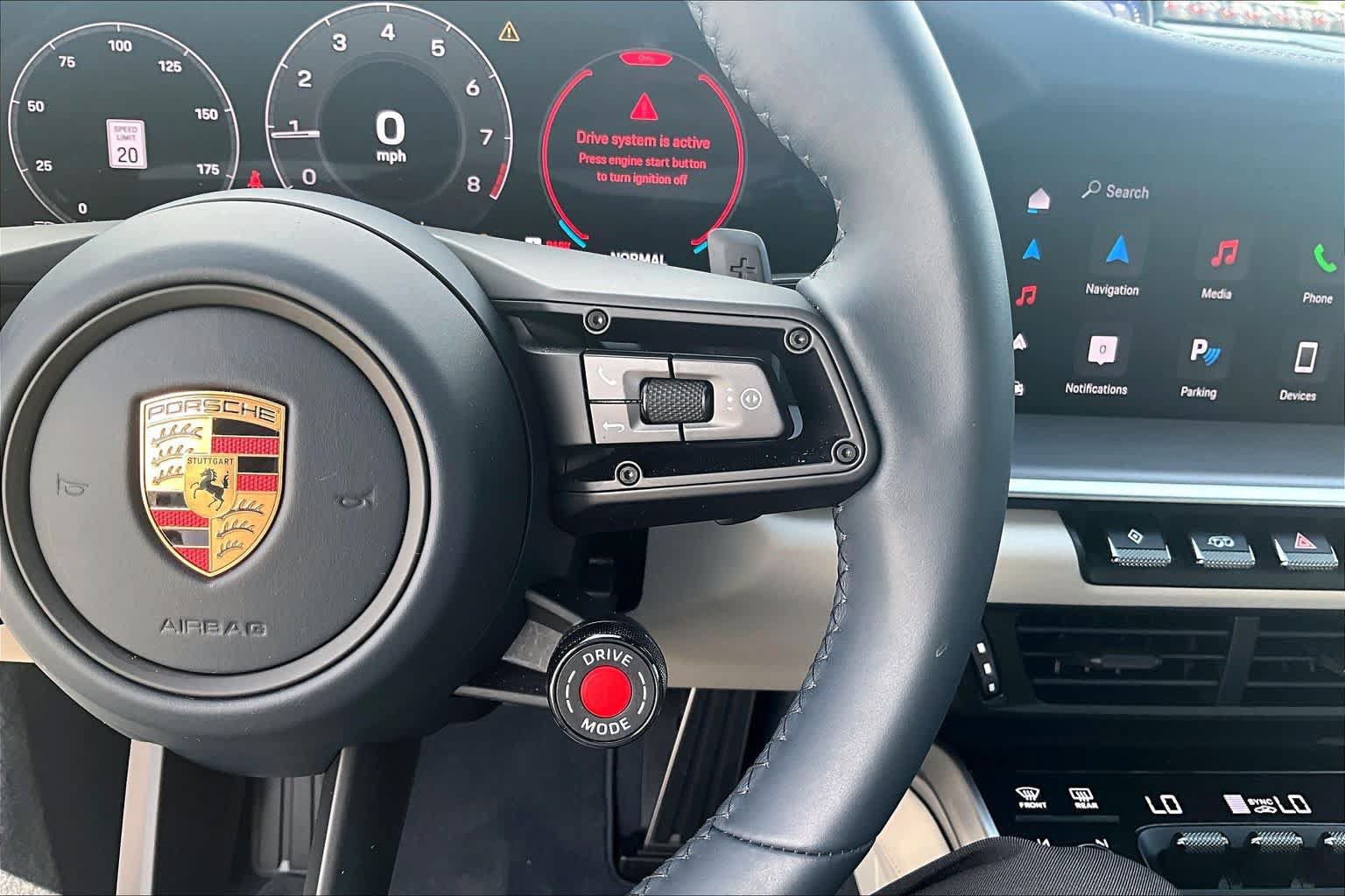 Used 2025 Porsche 911 Carrera RWD image 19