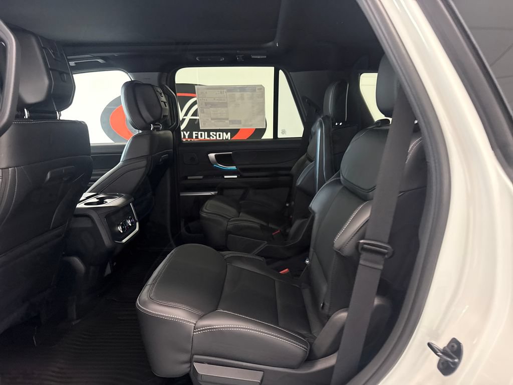 New 2027 Ford Expedition Platinum w/ Stealth Performance Package AWD/4WD image 15