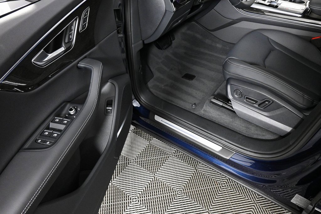 New 2026 Audi SQ8 Premium Plus image 8