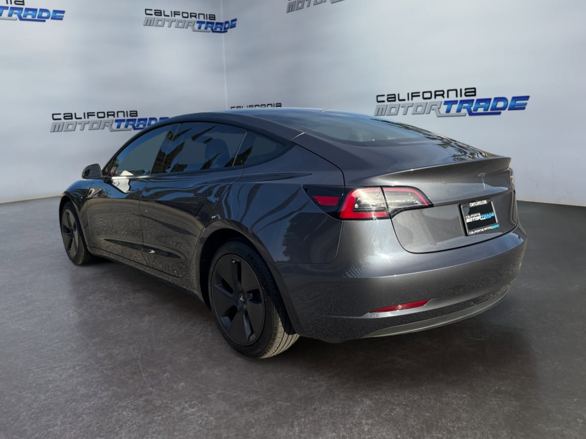 Used 2023 Tesla Model 3 Standard Range image 7