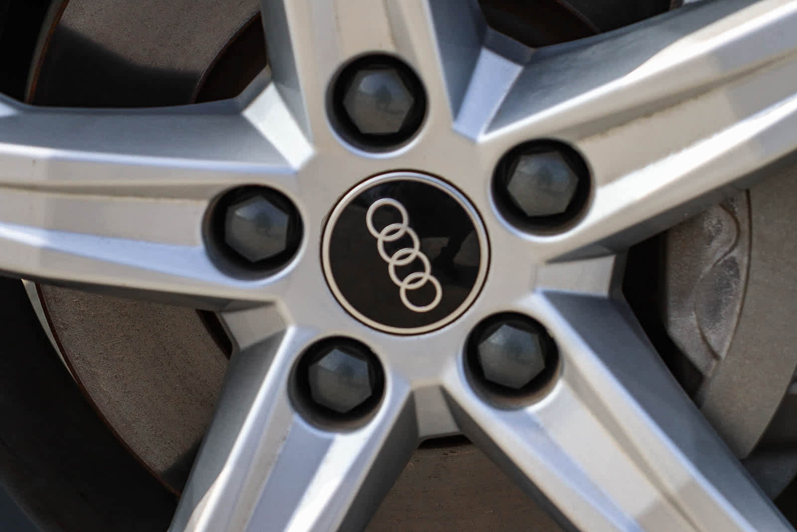 Used 2023 Audi Q5 2.0T Premium w/ Convenience Package image 15