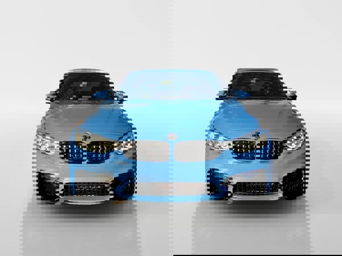 Used 2016 BMW M4 Convertible image 9