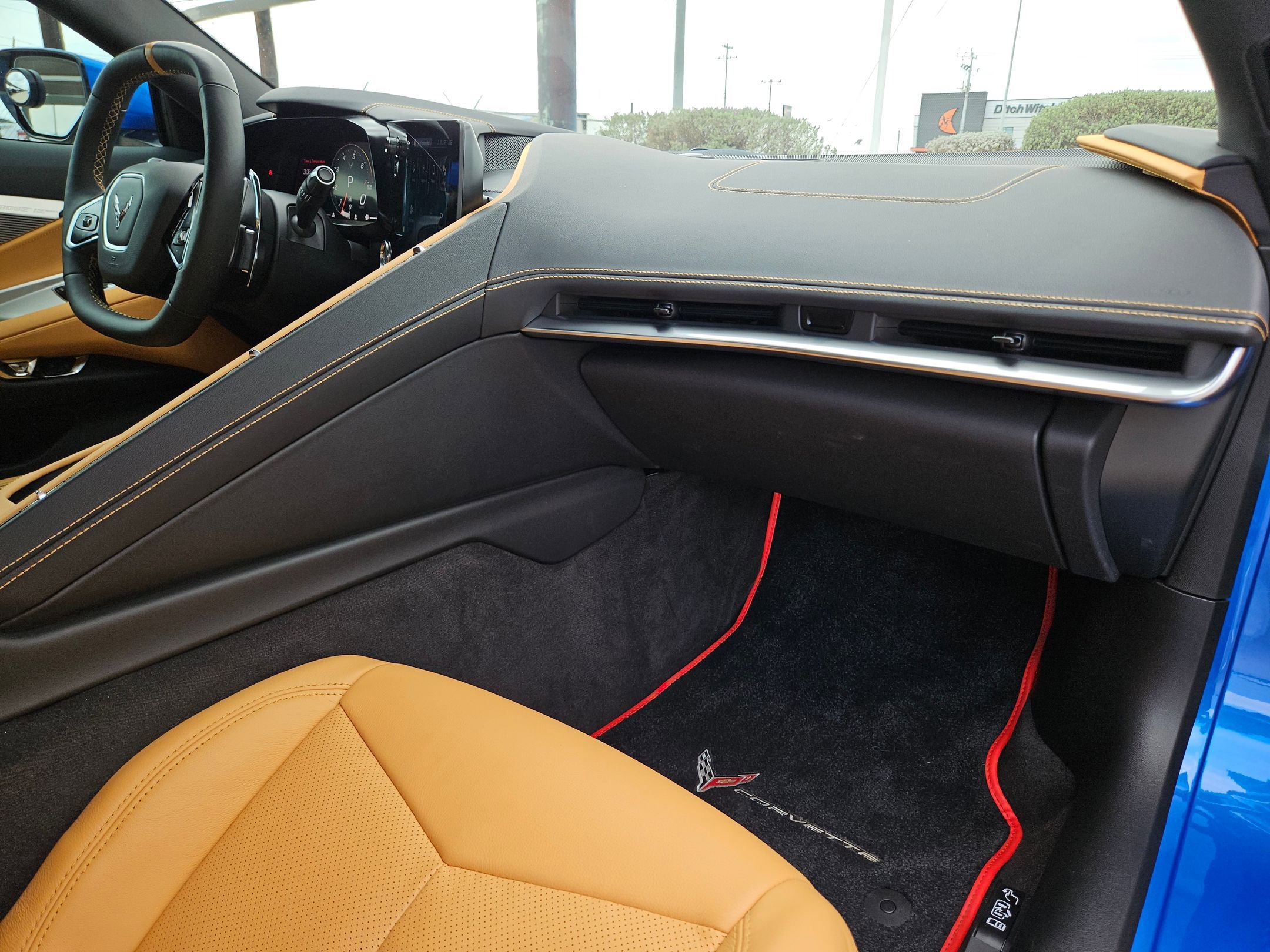 Certified 2024 Chevrolet Corvette Stingray Preferred Cpe RWD image 25