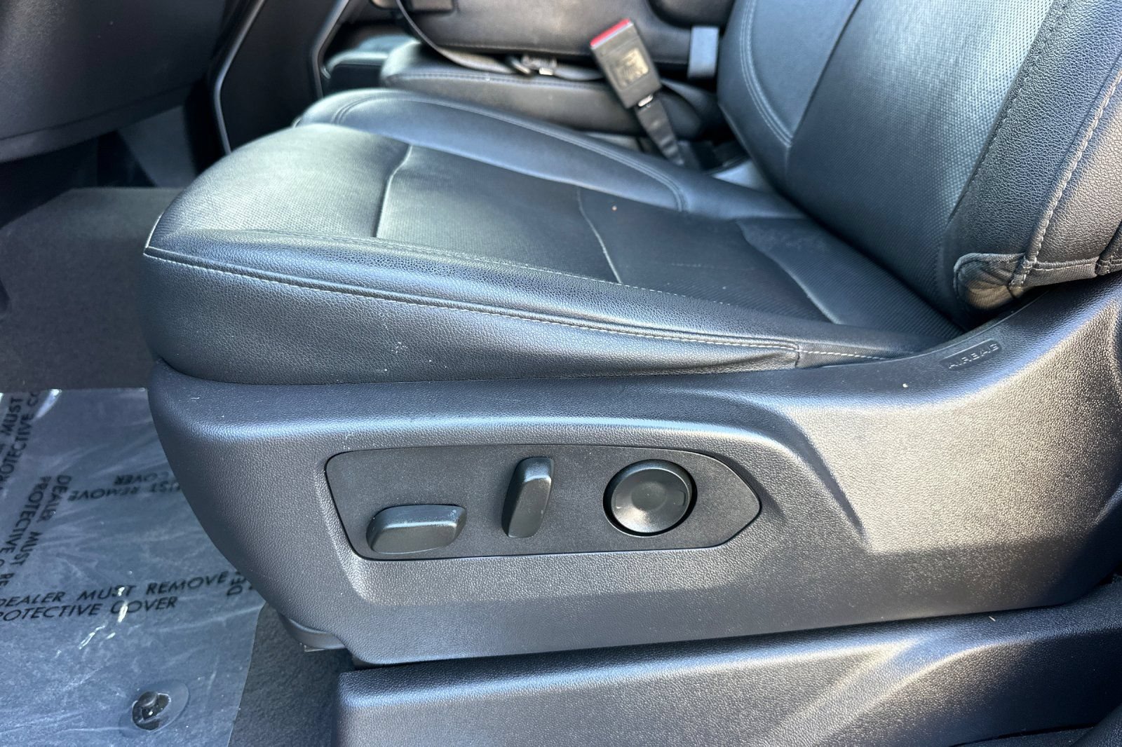 Certified 2024 GMC Sierra 1500 SLT RWD image 13