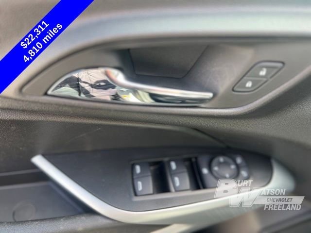 Used 2025 Chevrolet Trax LS w/ LS Convenience Package image 14