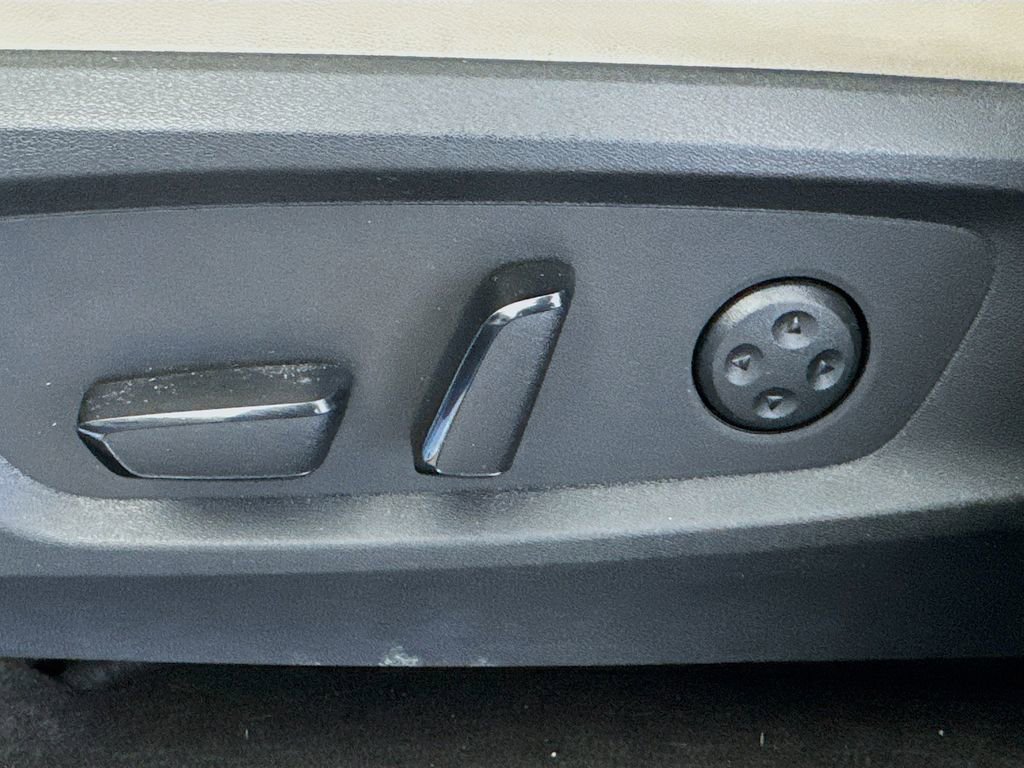 Used 2023 INFINITI QX60 Luxe w/ Cargo Package image 19