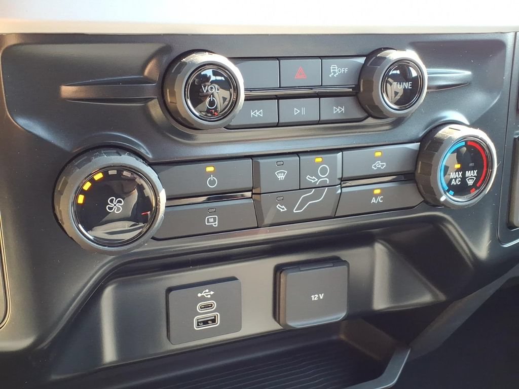 New 2026 Ford F250 XL w/ STX Appearance Package AWD/4WD image 19