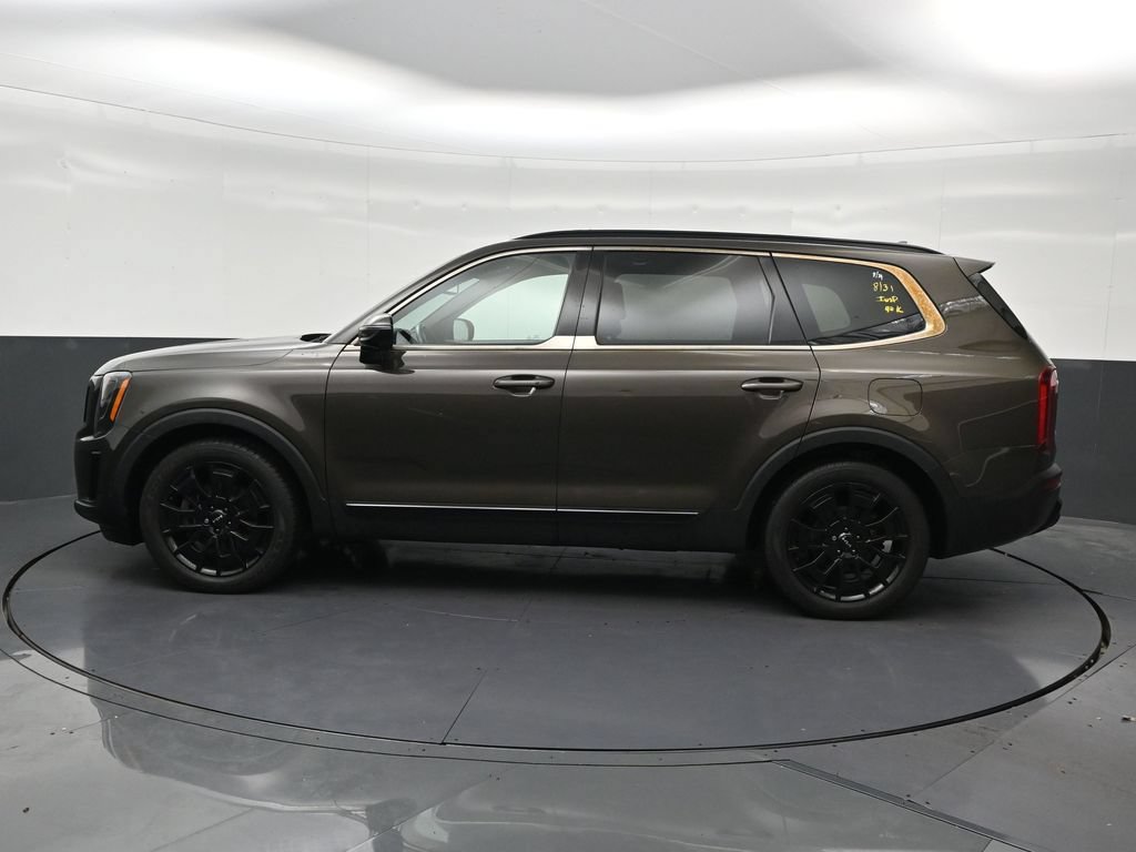 Used 2022 Kia Telluride SX w/ Nightfall Edition Package AWD/4WD image 2