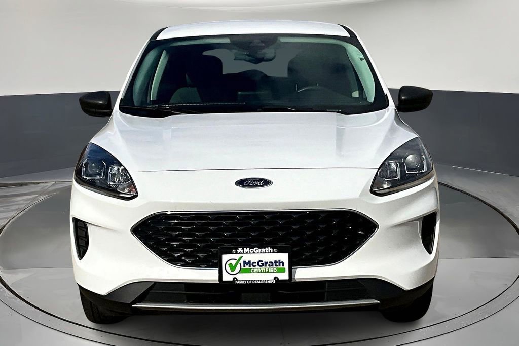 Used 2022 Ford Escape SE image 2