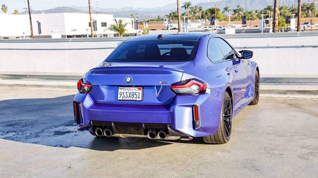 Used 2025 BMW M2 w/ Lighting Package image 9