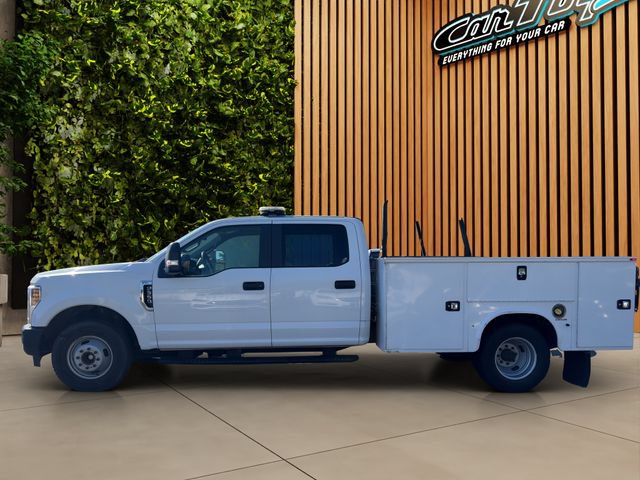 Used 2018 Ford F350 XL w/ Power Equipment Group RWD image 3