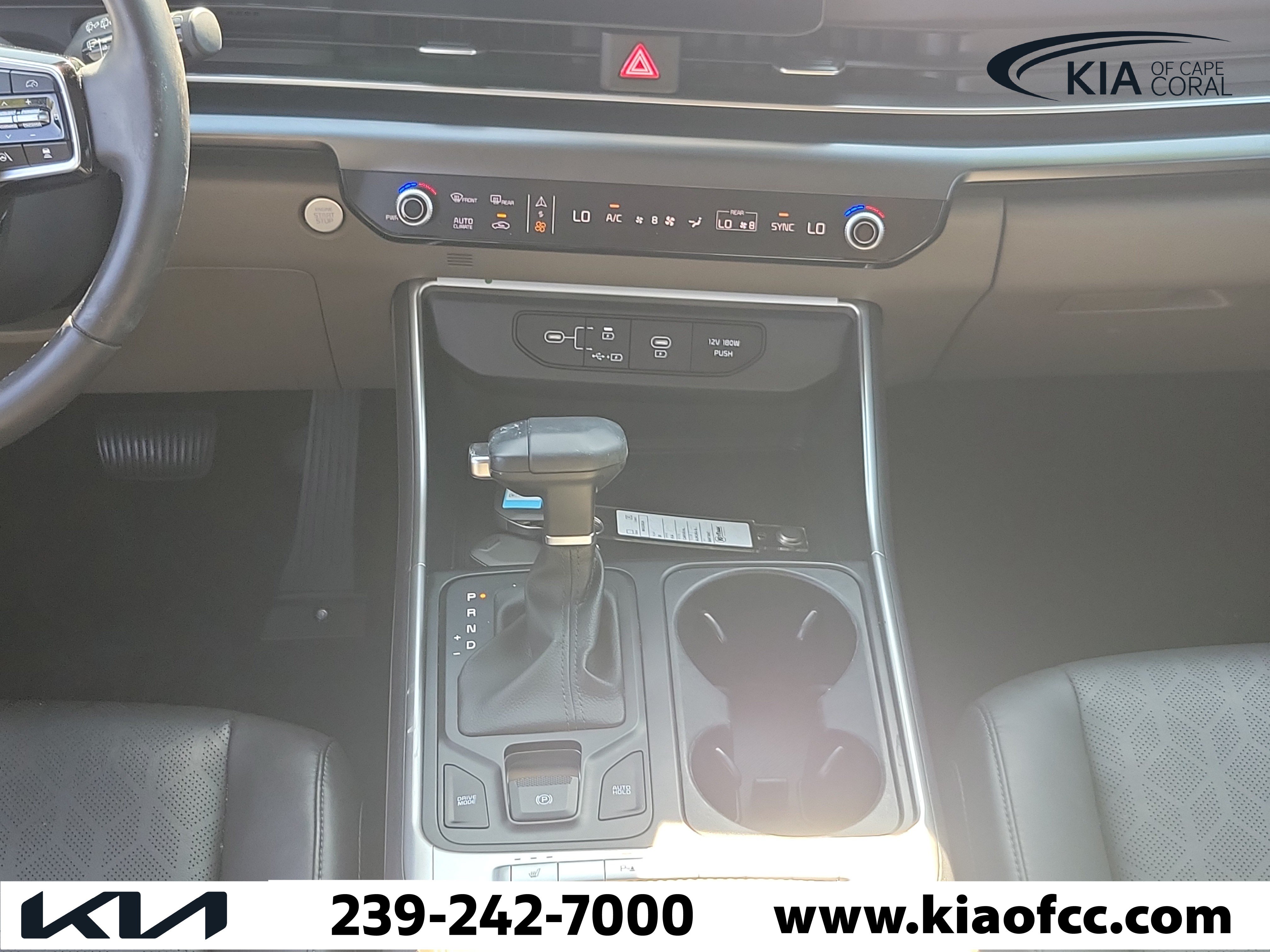 Certified 2025 Kia Carnival FWD image 19